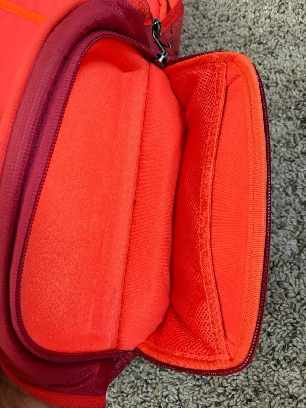 Thule EnRoute 23L Backpack Red Feather